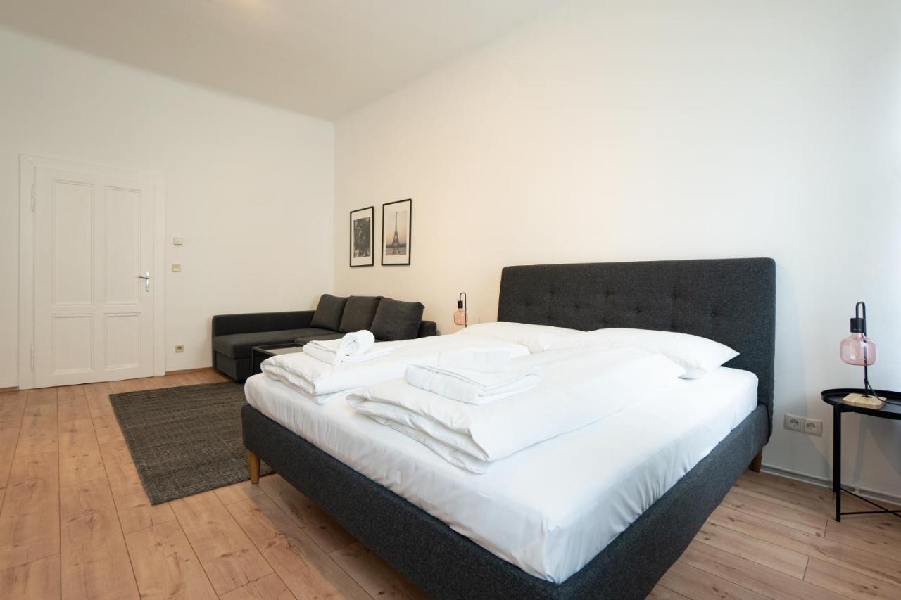 Lovely 1-Bedroom Apartment Next To Praterstern Wien Eksteriør bilde
