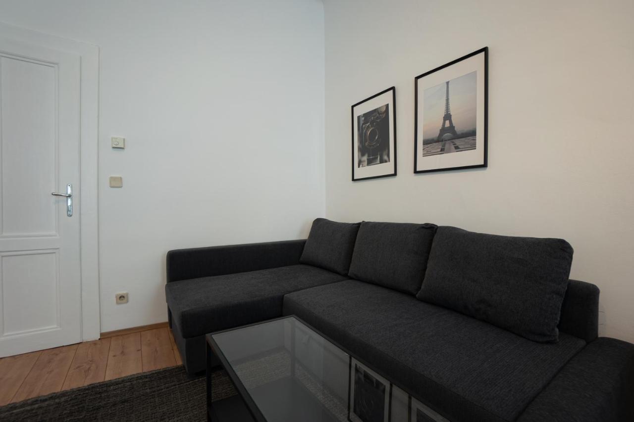 Lovely 1-Bedroom Apartment Next To Praterstern Wien Eksteriør bilde