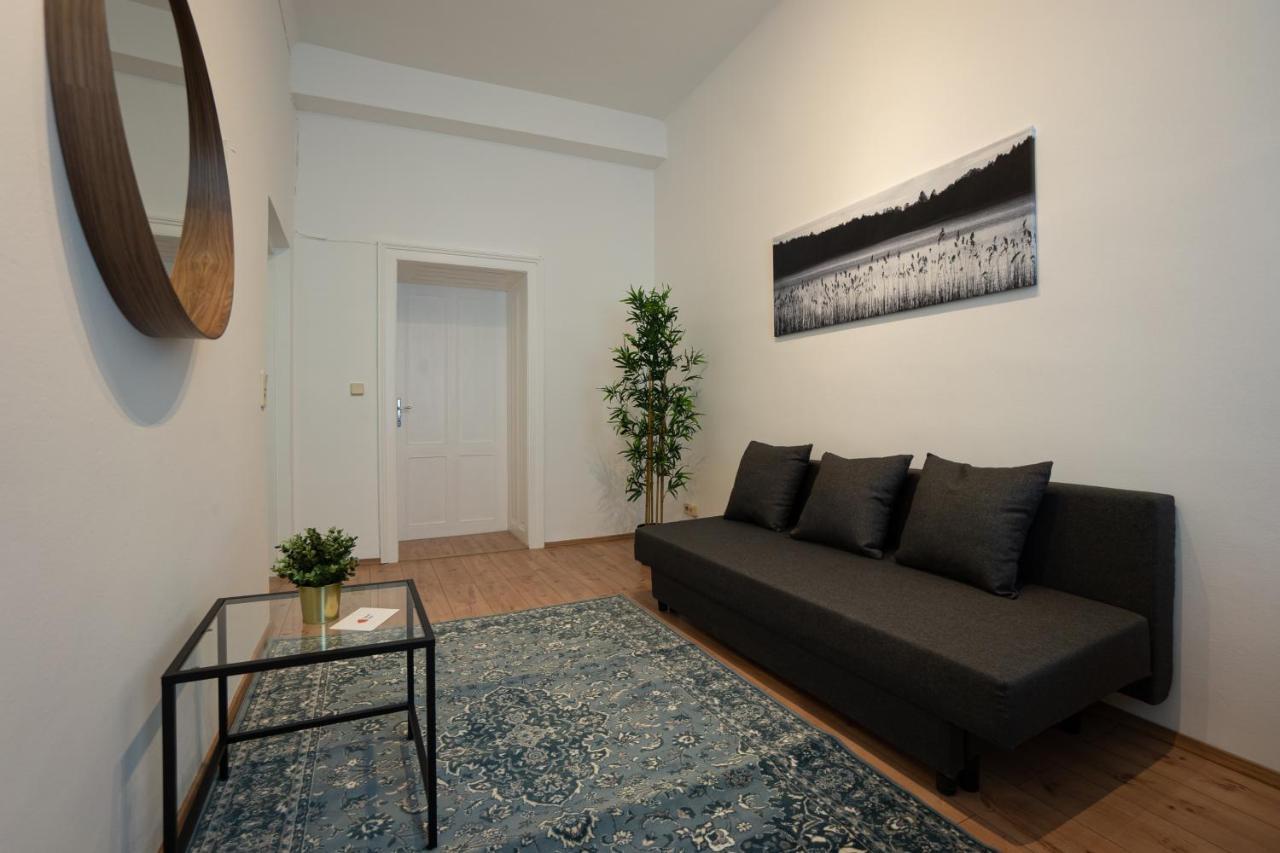 Lovely 1-Bedroom Apartment Next To Praterstern Wien Eksteriør bilde